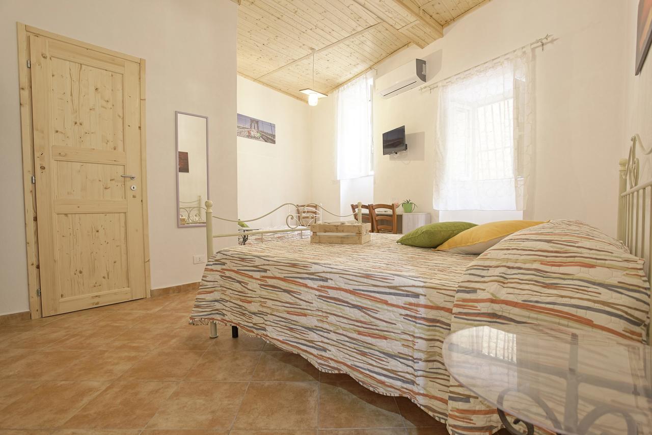 B&B Alla Cattedrale อากริเจนโต ภายนอก รูปภาพ