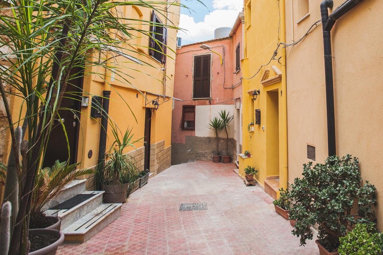 B&B Alla Cattedrale อากริเจนโต ภายนอก รูปภาพ